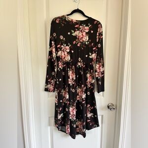 Reborn J fit and flare floral dress sized small